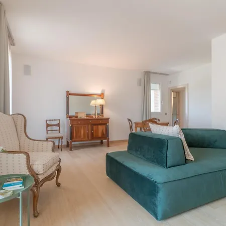Botanical Boutique Villa